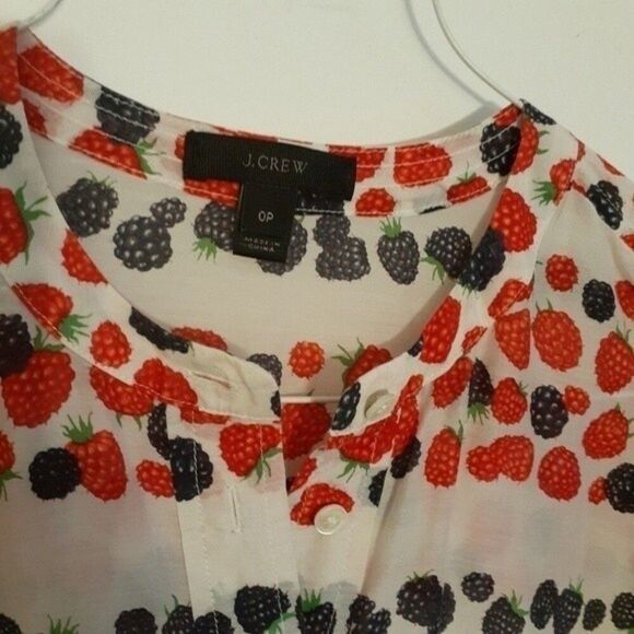 j. crew top cotton silk 0p xs shirt blouse summer fruit raspberry blackberry - Picture 2 of 8